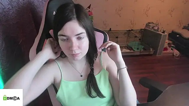 Snapshot of Crazy_forest_fairy chatting on 02.28.26 Crazy forest fairy online show from 02.28.26