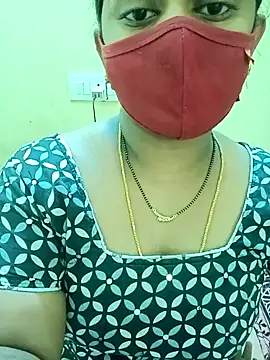 Snapshot of Indian-sweety chatting on 12.21.24 Indian-sweety online show from 12.21.24