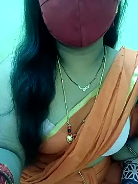 Snapshot of Indian-sweety chatting on 03.08.25 Indian-sweety online show from 03.08.25