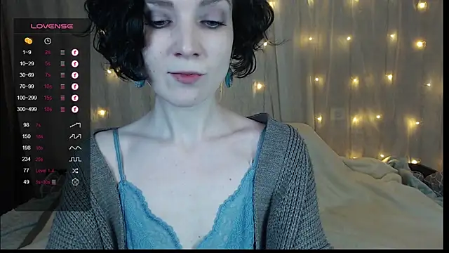 Snapshot of TinaWince chatting on 12.07.24 TinaWince online show from 12.07.24