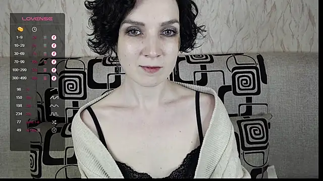 Snapshot of TinaWince chatting on 03.06.25 TinaWince online show from 03.06.25