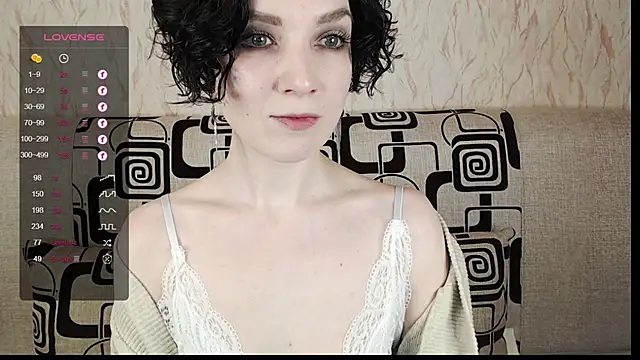 Snapshot of TinaWince chatting on 03.13.25 TinaWince online show from 03.13.25