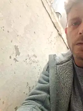 Snapshot of Jonjon3669 chatting on 04.05.26 Jonjon3669 online show from 04.05.26