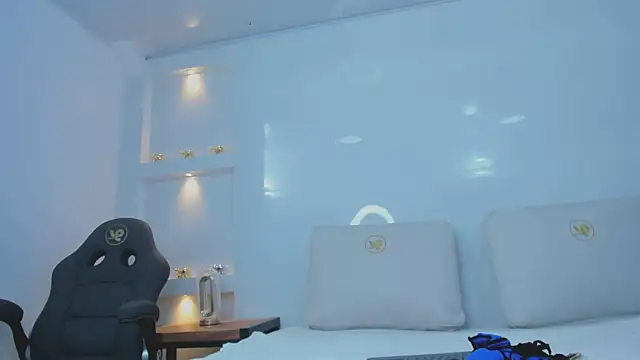 Dalia-Prada online show from 03.23.26