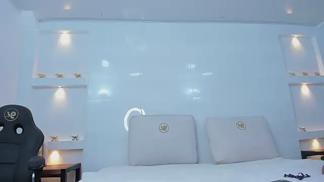 Dalia-Prada online show from 04.23.26