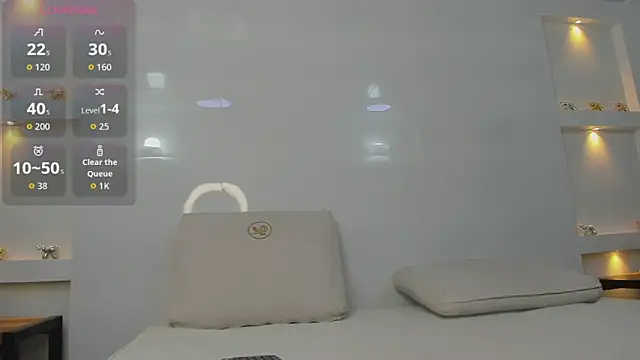 Snapshot of Dalia-Prada chatting on 05.16.26 Dalia-Prada online show from 05.16.26