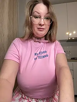 Teya moon  online show from 02.23.26