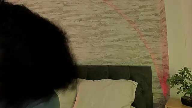 Anneth  M online show from 09.23.25