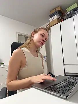 Ketitull online show from 03.30.26