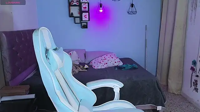 Snapshot of Peggy_Funn chatting on 02.27.25 Peggy Funn online show from 02.27.25