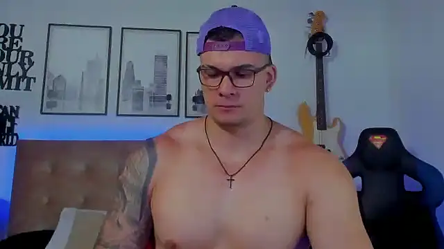 seancarreraa online show from 09.17.25