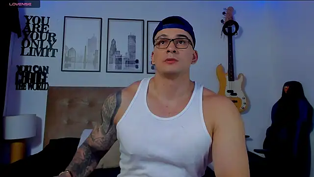 seancarreraa online show from 12.18.25