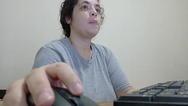 Snapshot of ladydeathz chatting on 11.28.25 ladydeathz online show from 11.28.25