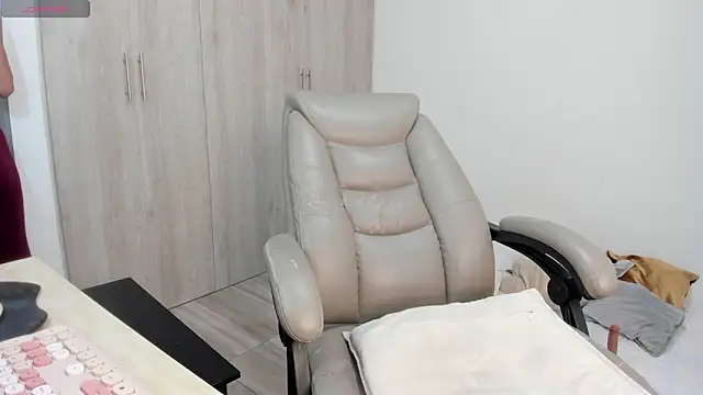  miamadison online show from 06.20.26