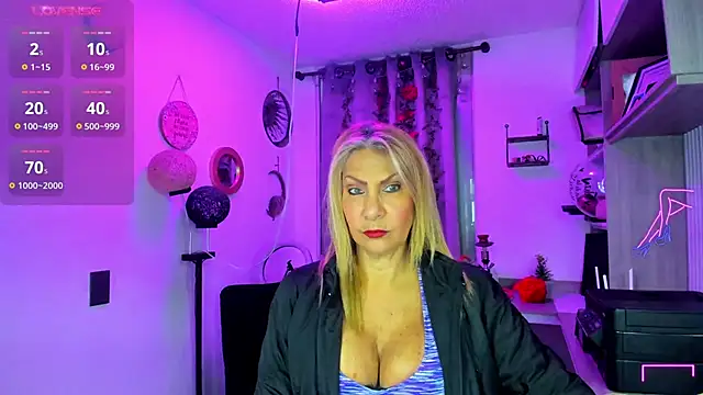  cristal ayala online show from 04.21.26