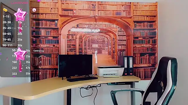 khiara moretti online show from 02.20.25