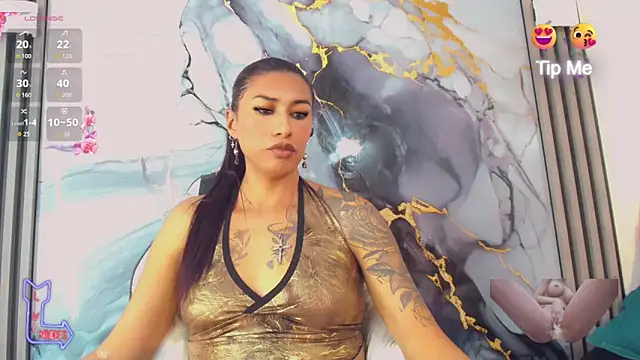 Snapshot of khiara_moretti chatting on 05.19.26 khiara moretti online show from 05.19.26
