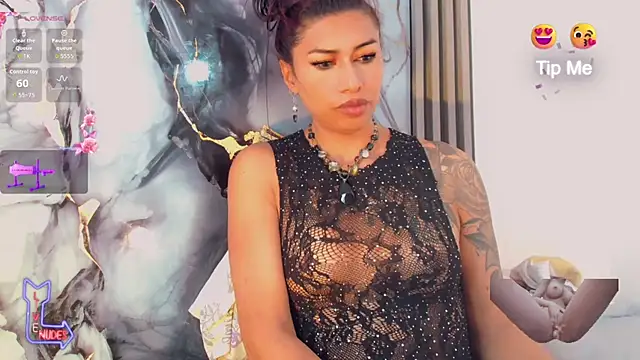 Snapshot of khiara_moretti chatting on 06.05.26 khiara moretti online show from 06.05.26