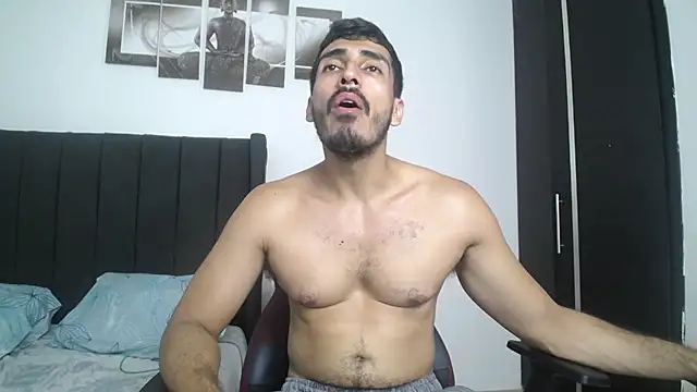 Snapshot of muscle_ares chatting on 02.21.25 muscle ares online show from 02.21.25