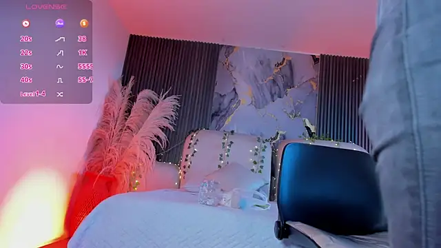 Agathaargent  online show from 01.16.26