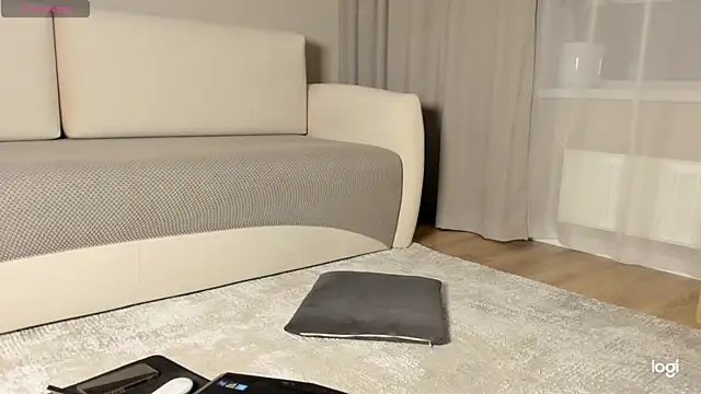 AmelinaLove online show from 10.12.25