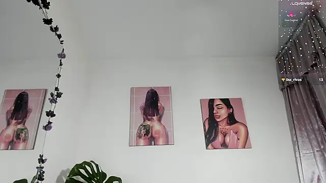 Snapshot of YourMandy chatting on 01.16.25 YourMandy online show from 01.16.25