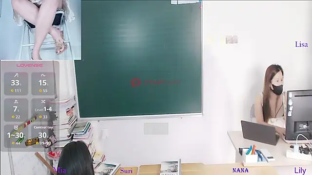 Snapshot of _Math_ chatting on 07.31.26 Math online show from 07.31.26