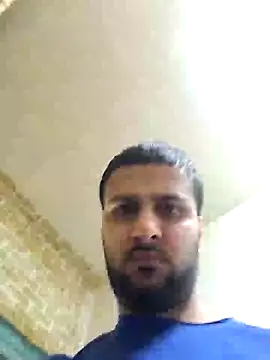 Snapshot of Fucklover011 chatting on 10.08.25 Fucklover011 online show from 10.08.25