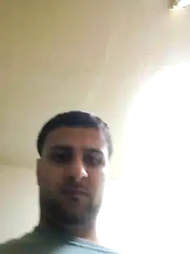 Snapshot of Fucklover011 chatting on 10.15.25 Fucklover011 online show from 10.15.25