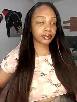 Snapshot of kitty__blackgl chatting on 02.20.25 kitty blackgl online show from 02.20.25