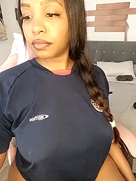 Snapshot of kitty__blackgl chatting on 03.10.25 kitty blackgl online show from 03.10.25