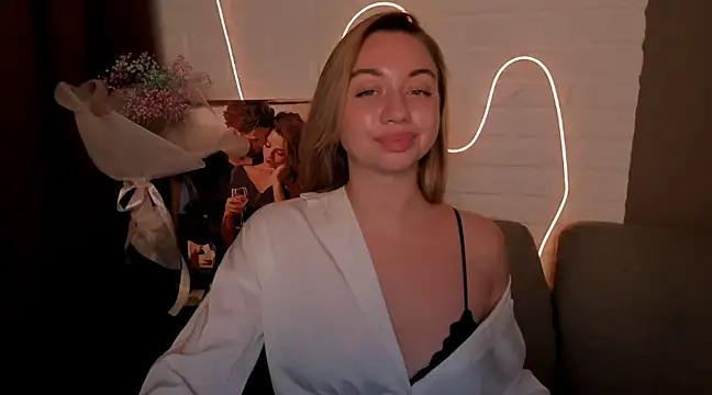 Snapshot of DanielaWisse chatting on 01.10.25 DanielaWisse online show from 01.10.25