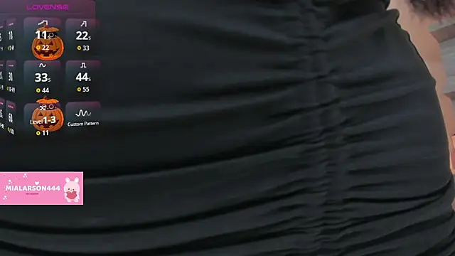 LARSONMIA online show from 10.23.25