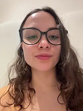 Snapshot of Megan_Rodrigo chatting on 06.14.26 Megan Rodrigo online show from 06.14.26