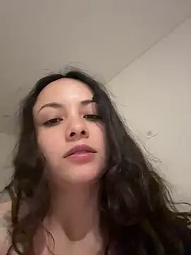Snapshot of Megan_Rodrigo chatting on 06.24.26 Megan Rodrigo online show from 06.24.26