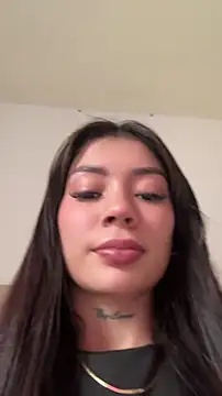 Roxanne 08 online show from 05.04.26