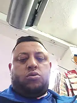 Snapshot of BatiBattman69 chatting on 01.29.25 BatiBattman69 online show from 01.29.25