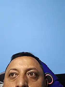 Snapshot of BatiBattman69 chatting on 02.12.25 BatiBattman69 online show from 02.12.25