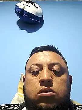 Snapshot of BatiBattman69 chatting on 02.12.25 BatiBattman69 online show from 02.12.25