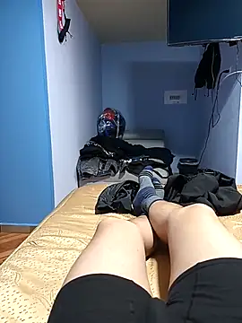 Snapshot of BatiBattman69 chatting on 02.28.25 BatiBattman69 online show from 02.28.25