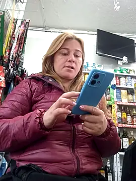 Snapshot of BatiBattman69 chatting on 03.05.25 BatiBattman69 online show from 03.05.25