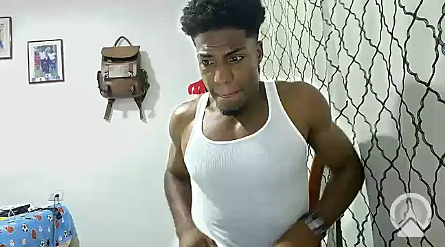 Snapshot of andrews2399 chatting on 01.17.25 andrews2399 online show from 01.17.25