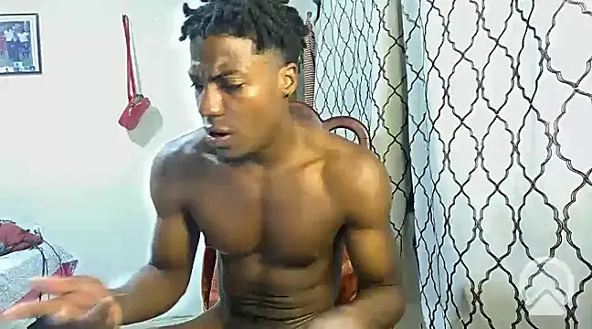 Snapshot of andrews2399 chatting on 02.05.25 andrews2399 online show from 02.05.25