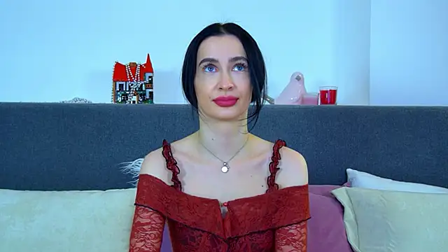 Snapshot of MarieKarma chatting on 01.19.25 MarieKarma online show from 01.19.25