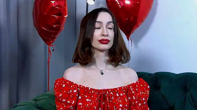 Snapshot of MarieKarma chatting on 02.14.25 MarieKarma online show from 02.14.25
