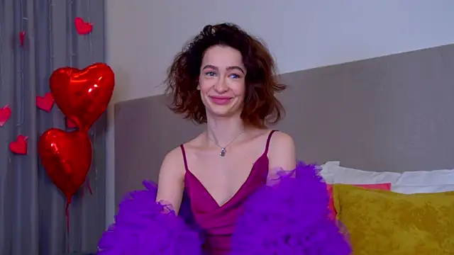 Snapshot of MarieKarma chatting on 02.14.25 MarieKarma online show from 02.14.25