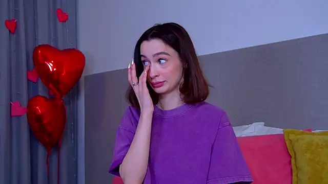Snapshot of MarieKarma chatting on 02.16.25 MarieKarma online show from 02.16.25