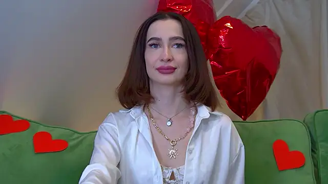 Snapshot of MarieKarma chatting on 02.21.25 MarieKarma online show from 02.21.25
