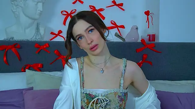 Snapshot of MarieKarma chatting on 03.22.25 MarieKarma online show from 03.22.25