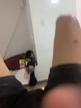 Snapshot of rafahpirusudo chatting on 04.15.26 rafahpirusudo online show from 04.15.26